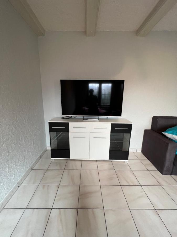 Tiny Apartment With Amazing View, Garden & Terras Schattdorf المظهر الخارجي الصورة